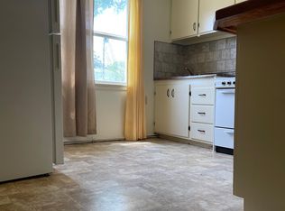 716 W 1st St #1, Junction City, KS 66441