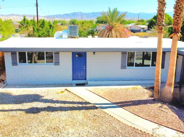 72380 Fantail Dr, Mecca, CA 92254