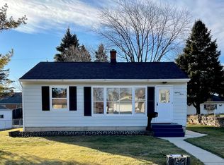 1815 Missouri Ave, South Milwaukee, WI 53172
