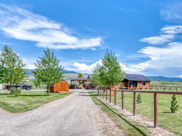 1838 Sutherland Ln, Corvallis, MT 59828