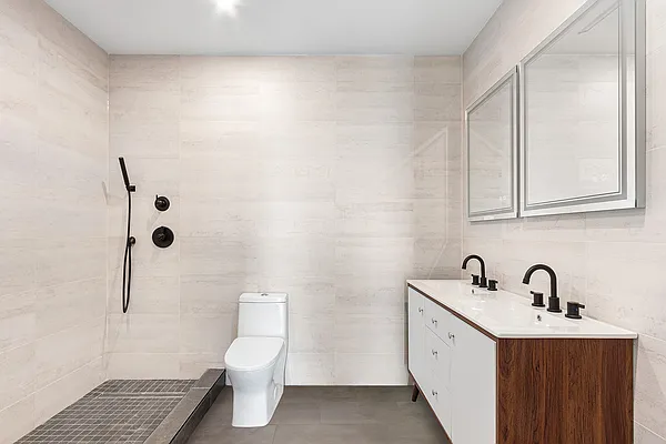 Sold by Nest Seekers International | media 21