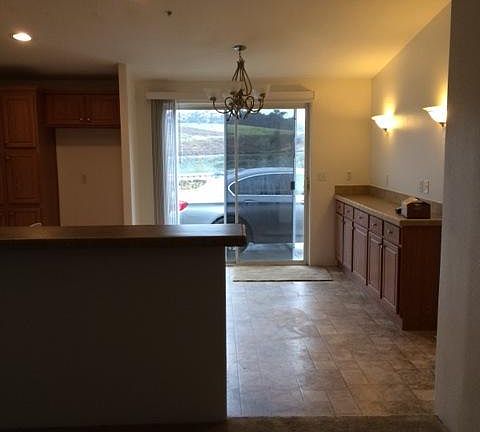 4th image of 2660 Davenport Ln