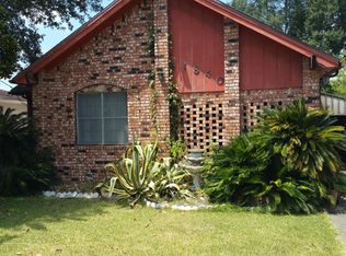 1840 Threadneedle St, Beaumont, TX 77705
