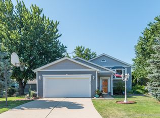 278 Meadows Dr, Sugar Grove, IL 60554