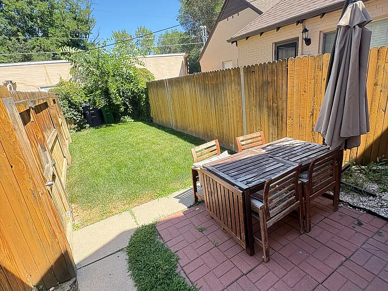 1244 Albion St — Photo 3