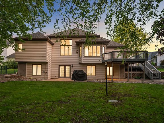 4th image of 802 Spring Hill Ct
