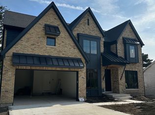 547 S Berkley Ave, Elmhurst, IL