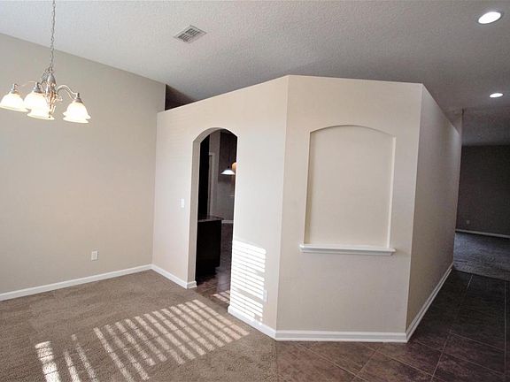 3rd image of 3209 Deer Creek Dr