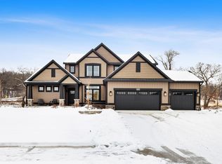 12033 Harvest Acre Dr, Lowell, MI 49331