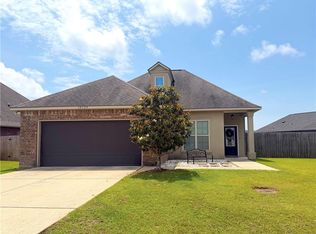 69088 Taverny Ct, Madisonville, LA 70447