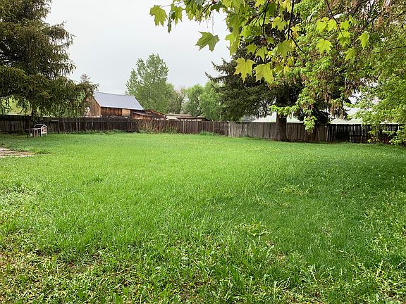 1/3 acre lot. fenced yard