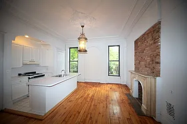 Rented by Metropolitan Realty