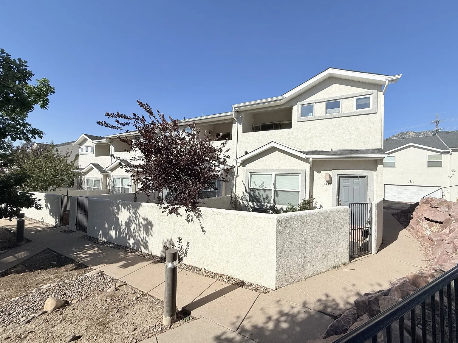 2 bed, 1333 sqft, $1,950 — Photo 1