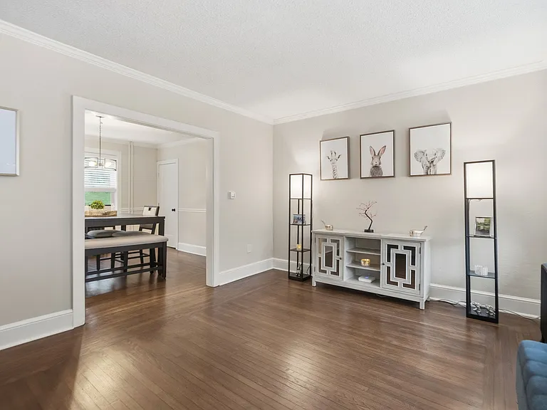 27 Wagner Ln #2 — Photo 3