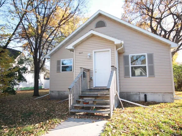 623 1/2 5th Ave S, Grand Forks, ND 58201