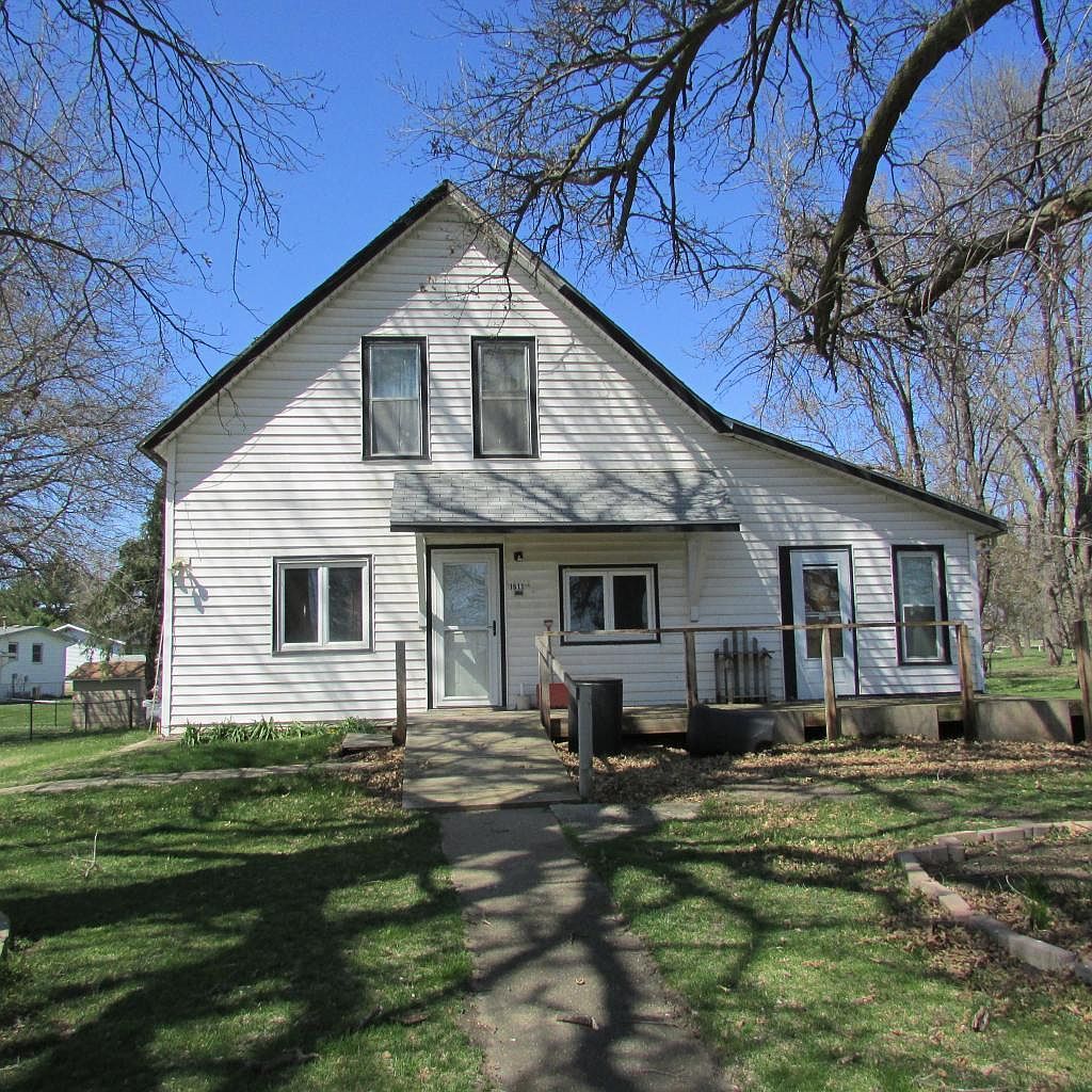 1611 Main St, Anita, IA 50020 Zillow