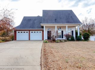 508 Quail Run, Muldrow, OK 74948