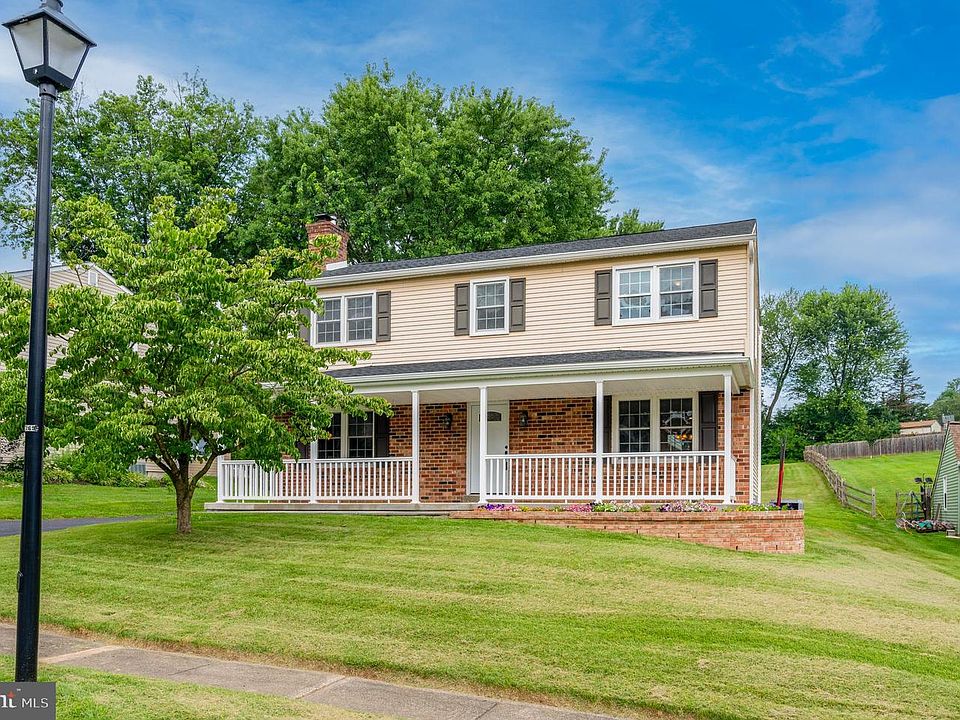 1st image of 125 Brakel Ln
