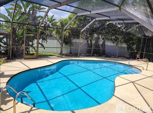 169 Arrowhead Cir, Jupiter, FL 33458