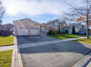 17 Lomond Ave, Vaughan, ON L6A2N7