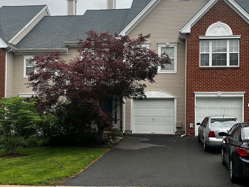 front/garage
