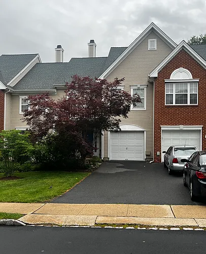 119 Treymore Ct Photo 1