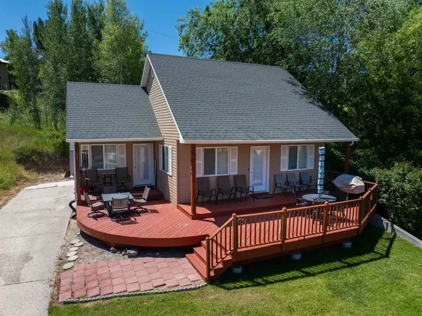 553 W Booth St, Lava Hot Springs, ID 83246