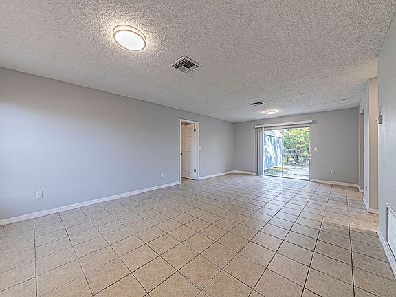 2nd image of 2333 E Dana Dr