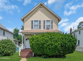 17 Henry St, Freehold, NJ 07728