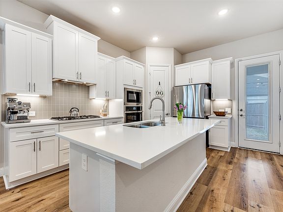 2nd image of 10990 Prairie Rose Rd