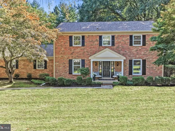 502 Beechwood Dr, Kennett Square, PA 19348
