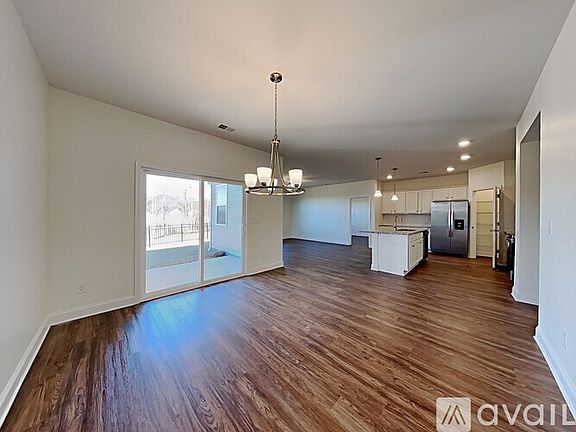 4th image of 7433 Jessamine Dr