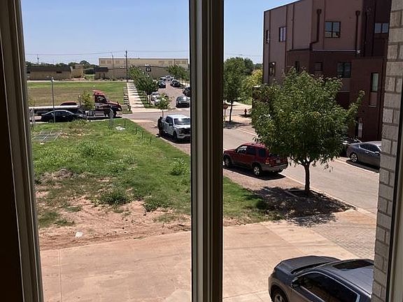 5th image of 1640 Spoke St #2