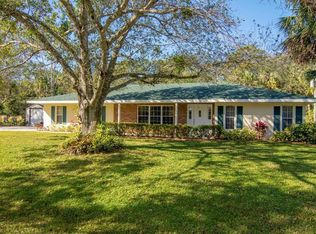 2405 30th Ave SW, Vero Beach, FL 32968