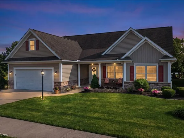 34779 Legends Way, Grafton, OH 44044