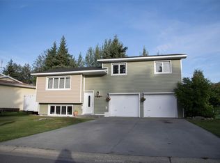1621 Washington Dr, Fairbanks, AK 99709