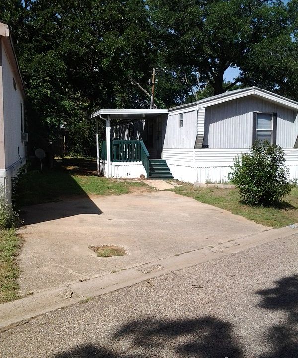 1st image of 709 Victoria Sta Lot A