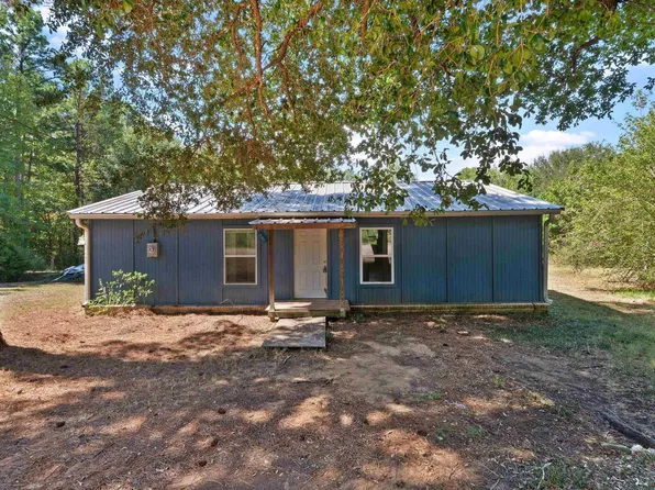 1586 County Road 171 W, Kilgore, TX 75662