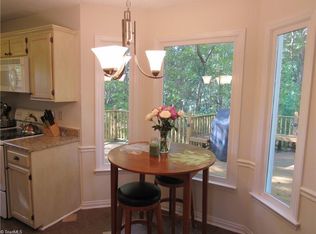 106 Hanover Ct, King, NC 27021