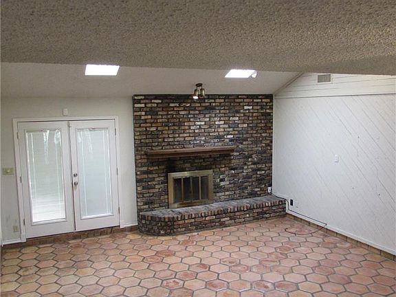4th image of 3820 Grand Meadow Blvd