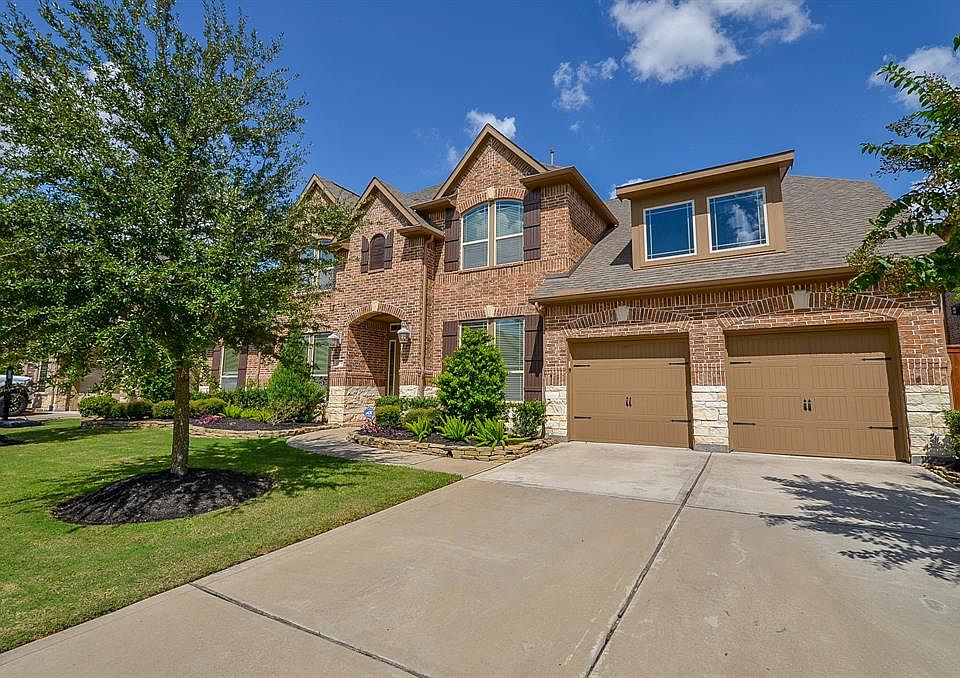 1st image of 18714 S Bee Cave Springs Cir