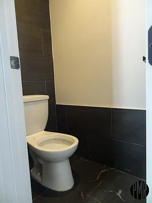 Rented by Premier Metro Realty Corp | media 20