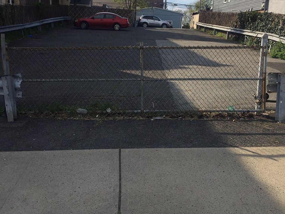 2nd image of 245 Harrison Ave #1