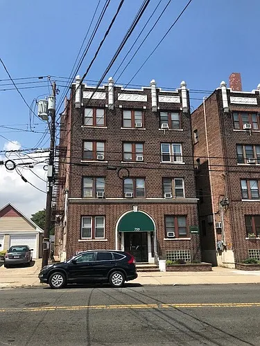 759 Avenue A #6 Photo 1