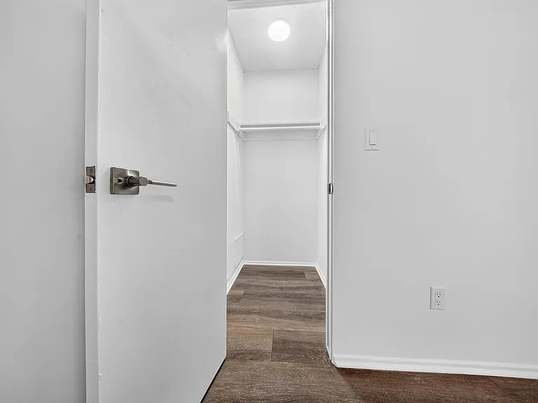 5650 Fair Ave — Photo 15