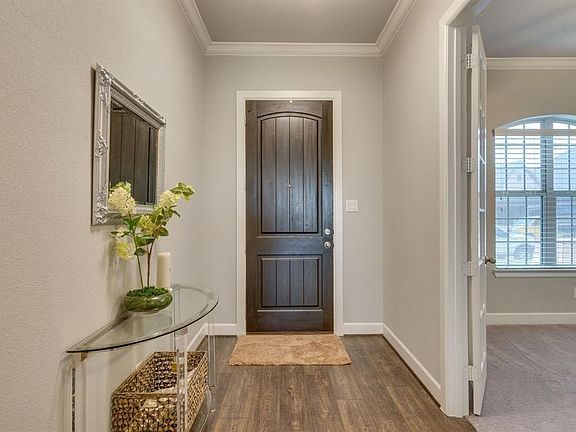 3rd image of 4912 Campbeltown Dr