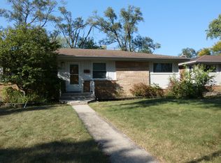 136 Dennis Dr, Bensenville, IL 60106