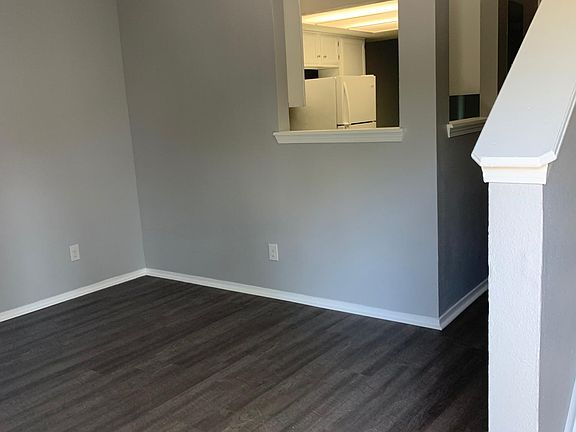 4th image of 3111 Whisper Oaks Ln #A