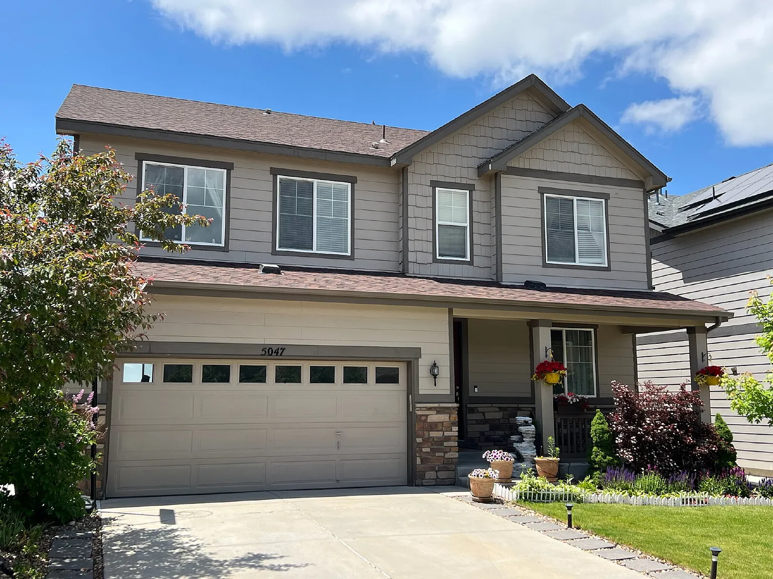 6 bed, 5.0 bath, 3729 sqft, $3,700 — Photo 1