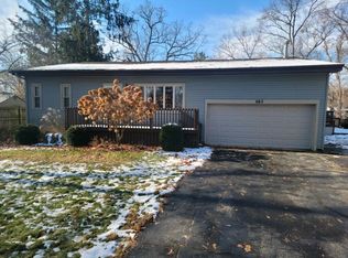 663 Fairway View Dr, Coldwater, MI 49036